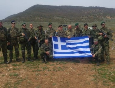 Το ΓΕΣ βράβευσε 57 βετεράνους εθνοφύλακες για το ήθος τους (φωτό)